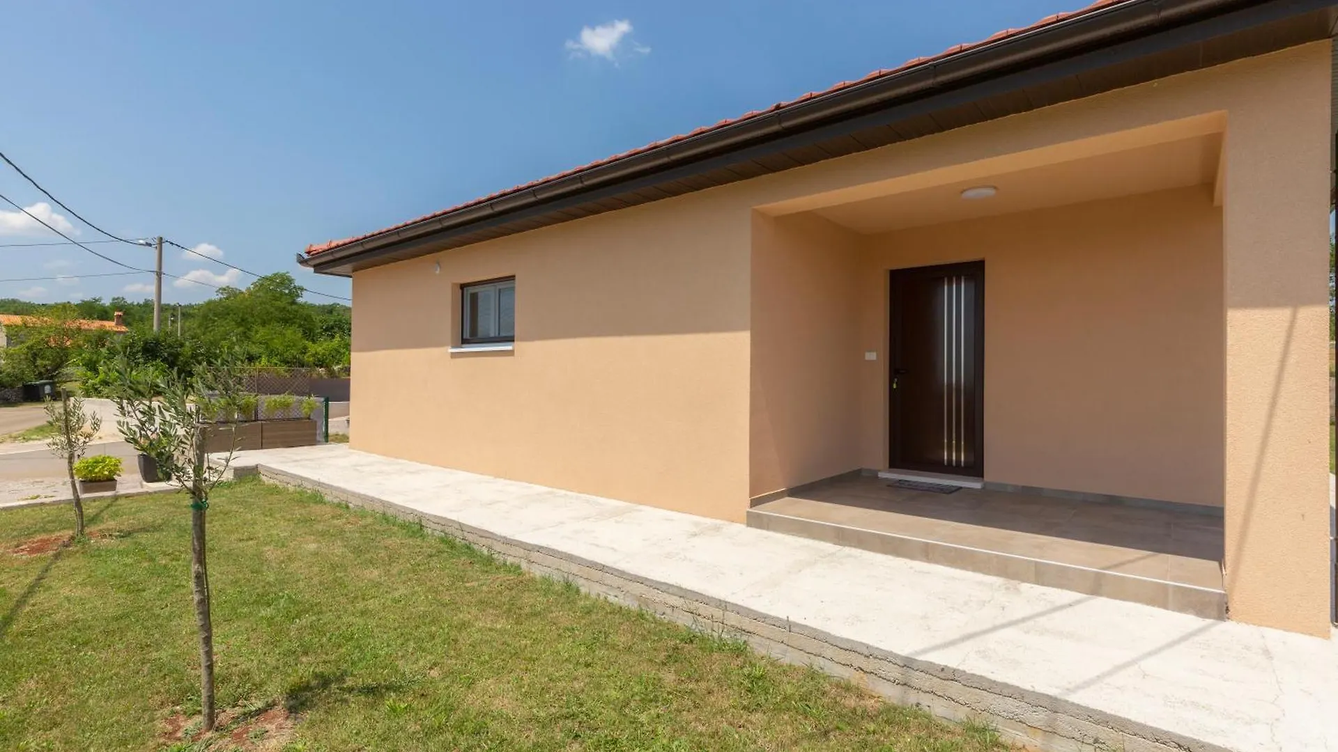 Villa Xenia A Energy Efficient ラビン
